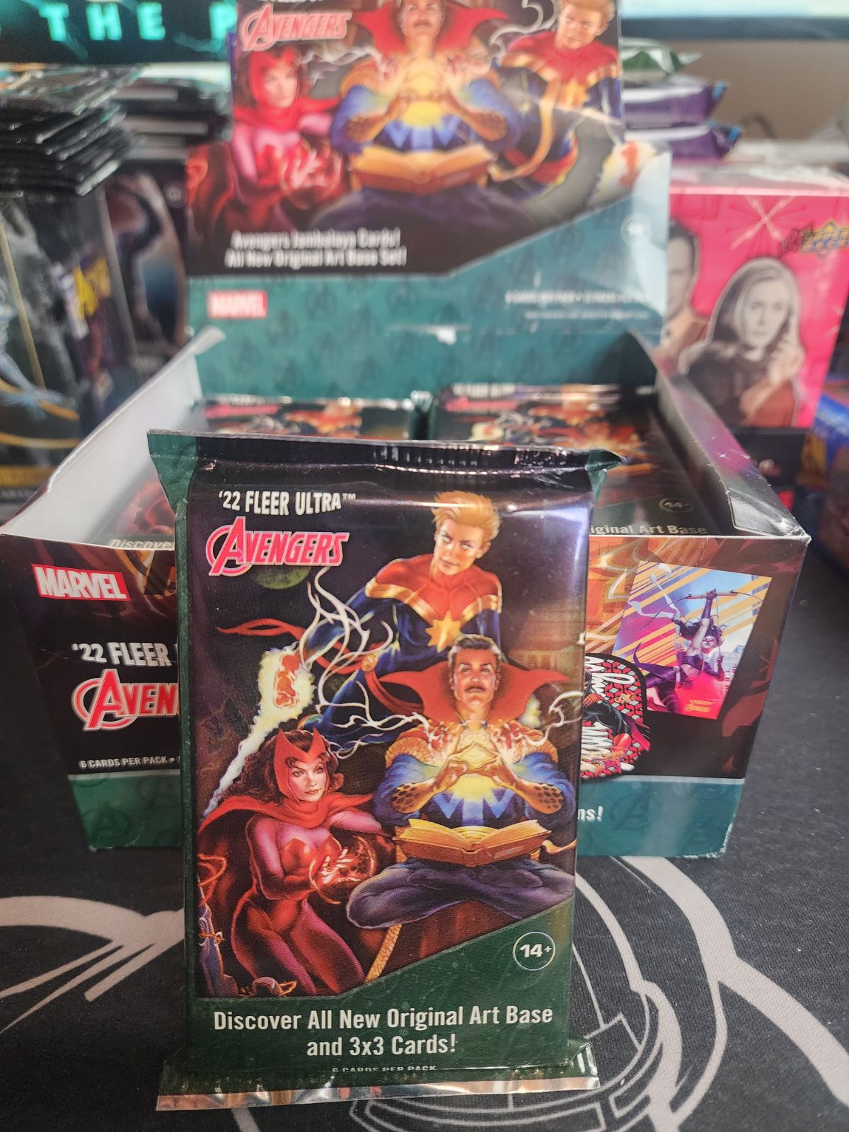 Fleer Ultra '22 Avengers HOBBY Pack!