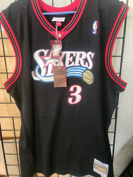 Allen Iverson 76ers Mitchell and Ness Hardwood Classics Jersey XLT Unsigned