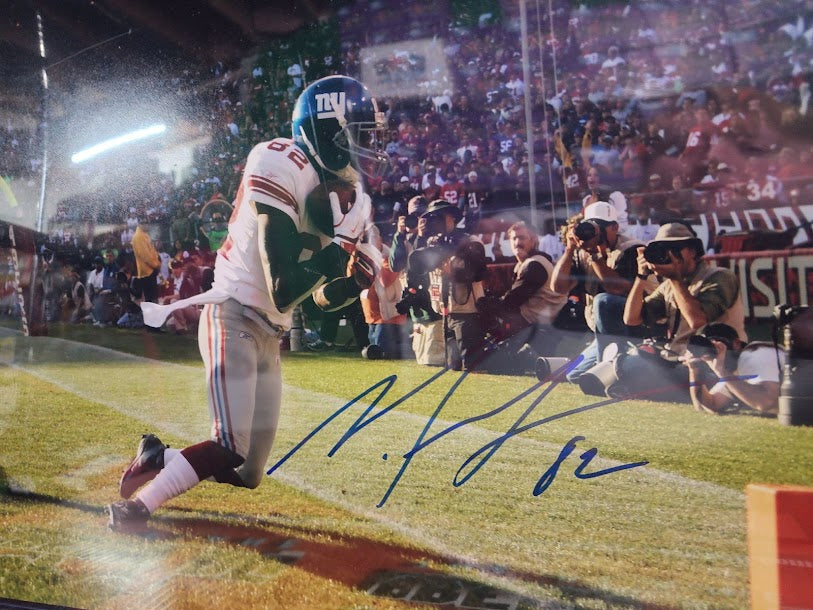 Mario Manningham Autographed 16x20 Photo Giants Leaf COA