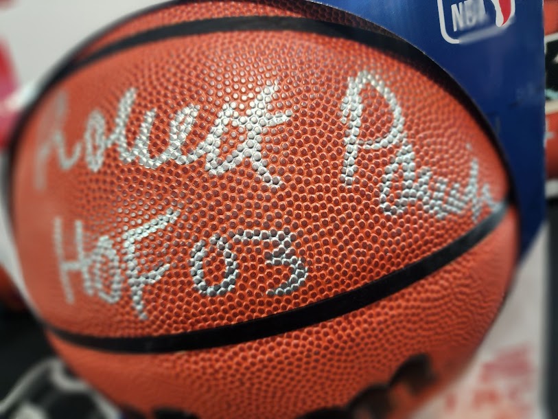 Robert Parrish Auto Basketball Hall of Fame Inscription Celtics Tristar COA