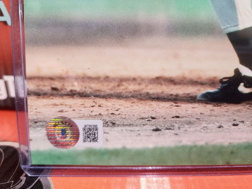Frank Thomas Autographed 8x10 Baseball Photo Beckett COA White Sox