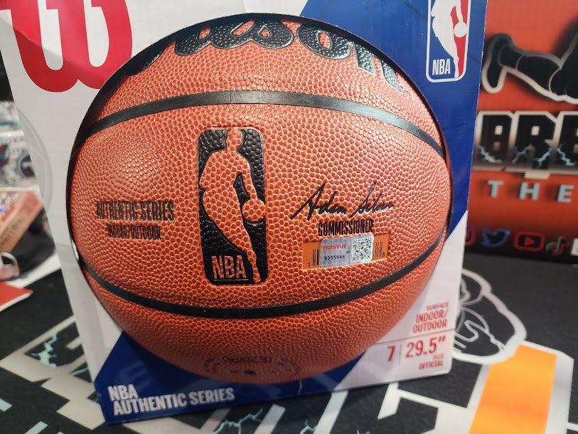 Robert Parrish Auto Basketball Hall of Fame Inscription Celtics Tristar COA