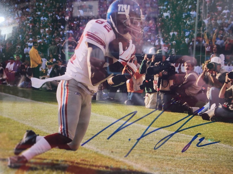 Mario Manningham Autographed 16x20 Photo Giants Leaf COA