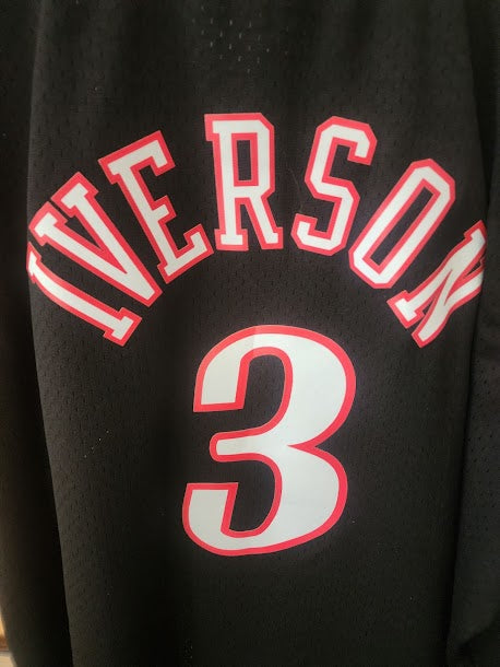 Allen Iverson 76ers Mitchell and Ness Hardwood Classics Jersey XLT Unsigned