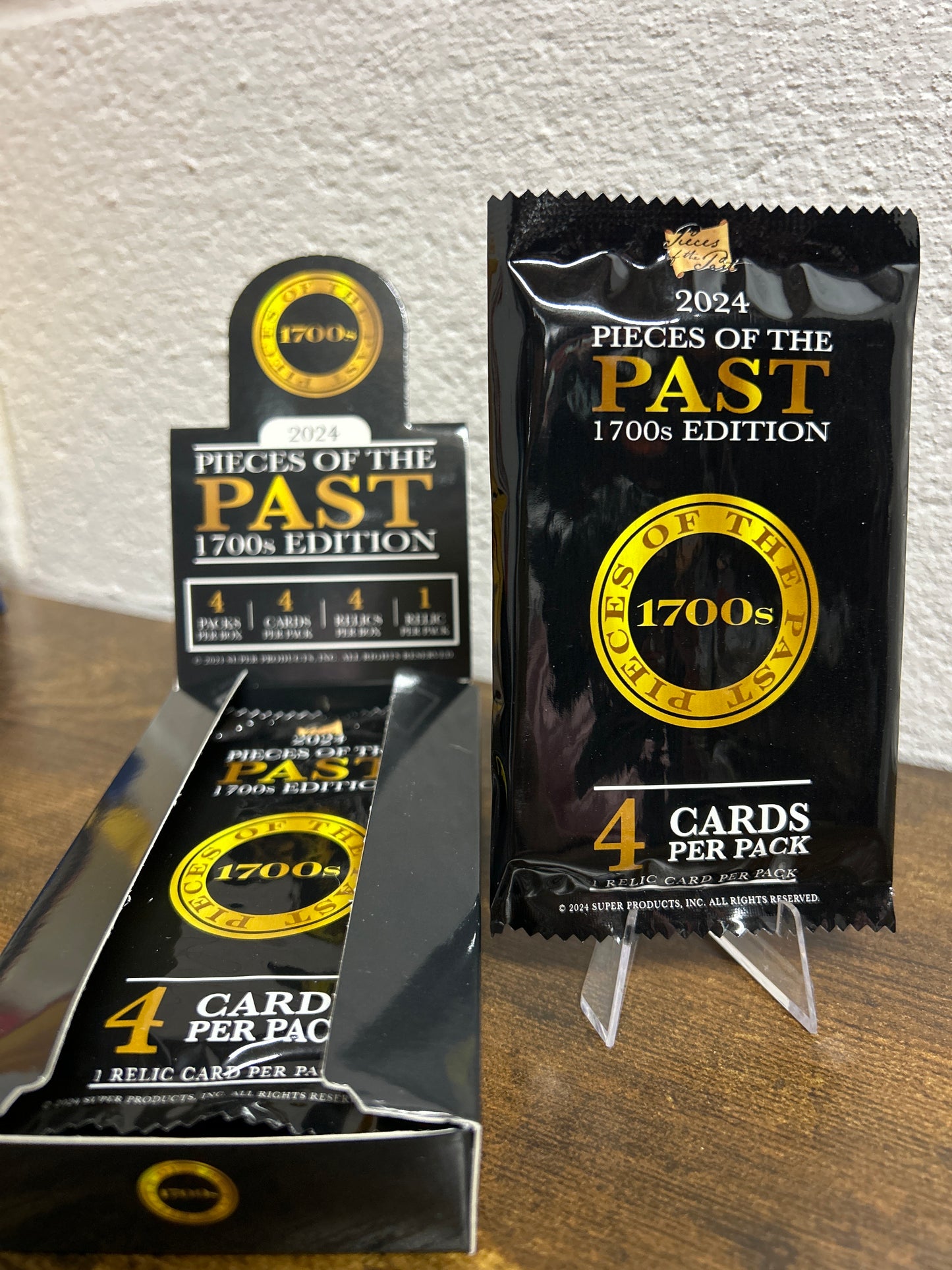 1700s Keepsake Collection Pieces of the Past Hobby Pack