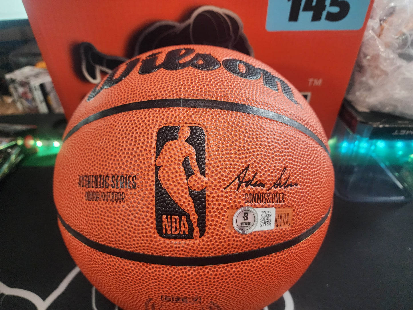 Toni Kukoc Autographed Basketball JSA COA Chicago Bulls Hall of Fame Inscription