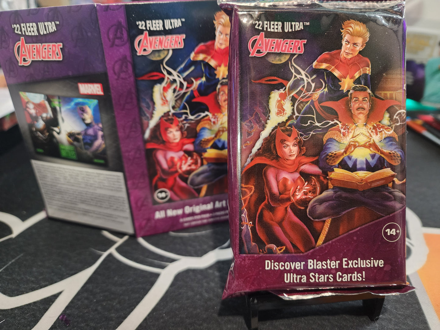 HUGE PACK '22 Fleer Ultra Marvel Avengers Blaster Pack Personal Break! Chase Original Art and Universe Power Supreme Cards!