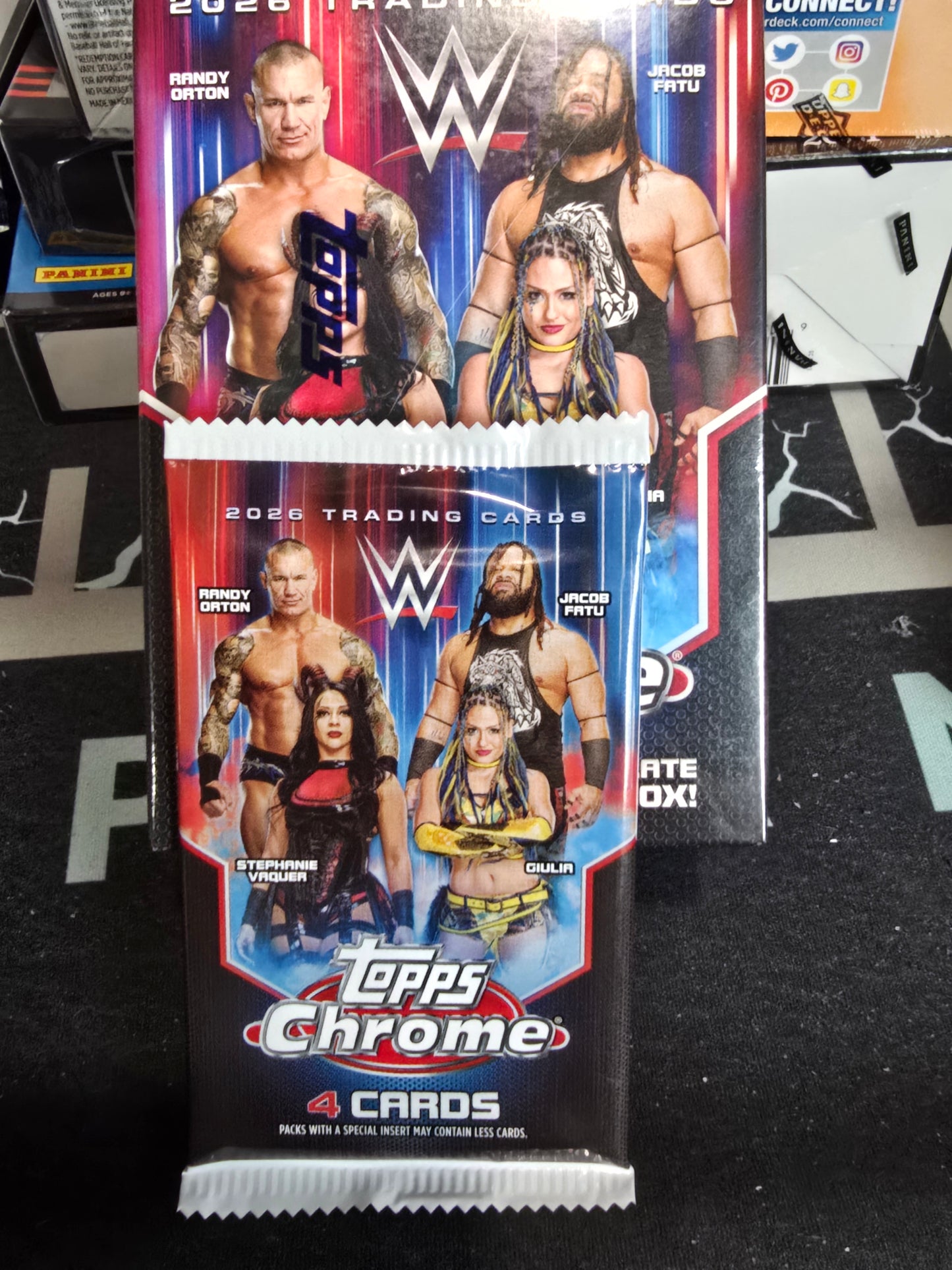 2025 WWE Topps Chrome Wrestling Blaster Pack