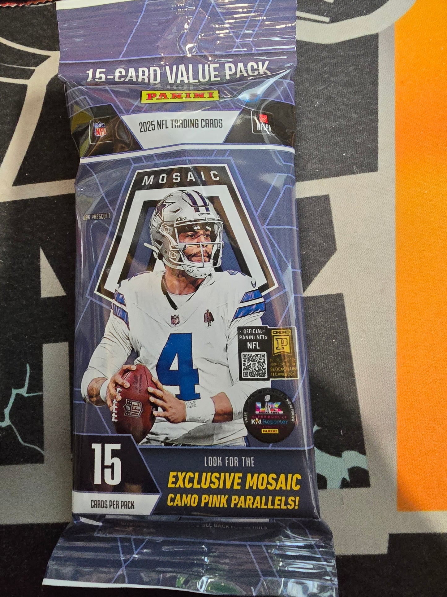 2025 Mosaic Football Fat Pack