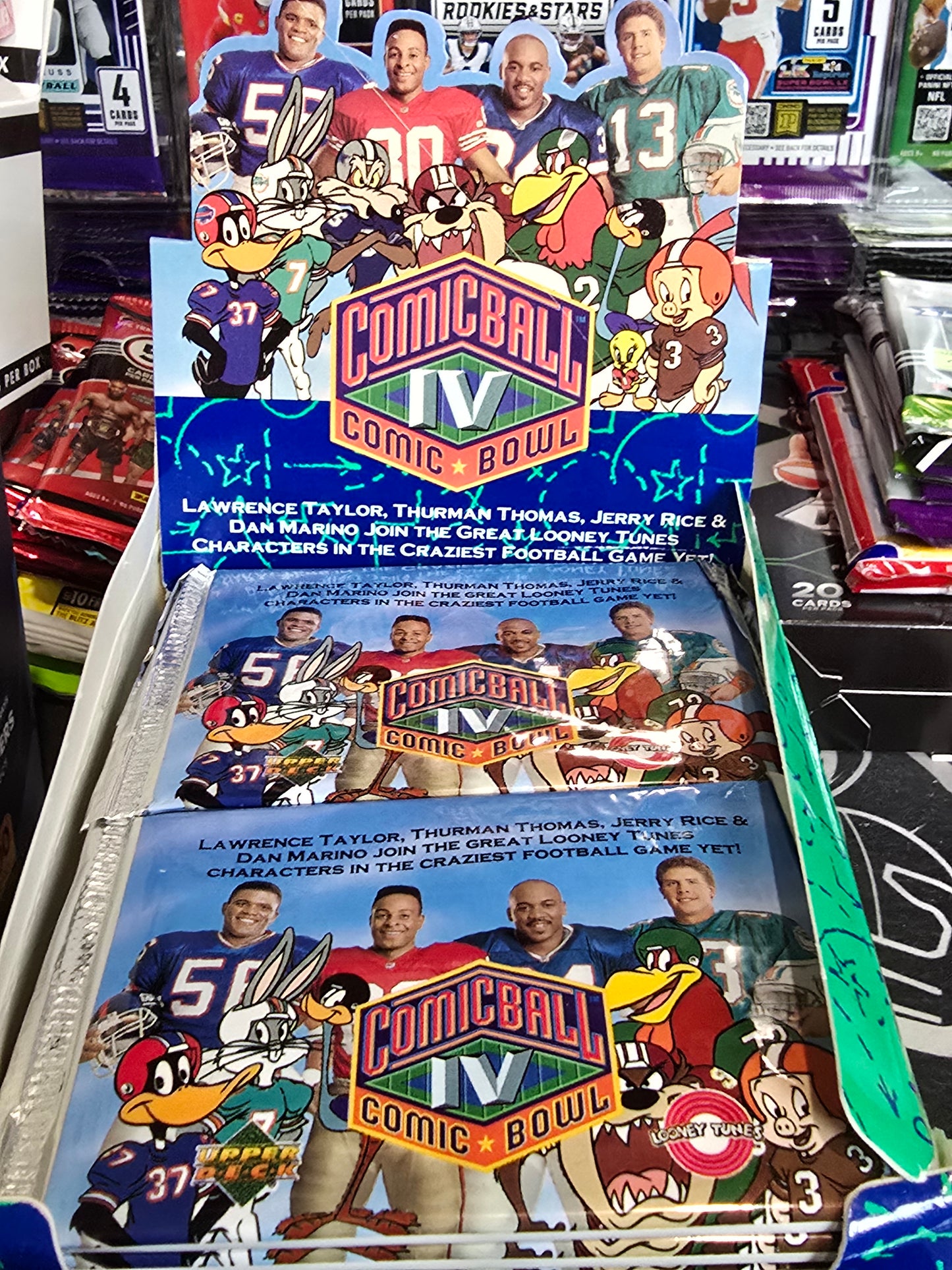 Comic Ball IV Looney Tunes NFL Football Card Pack Upper Deck 1992