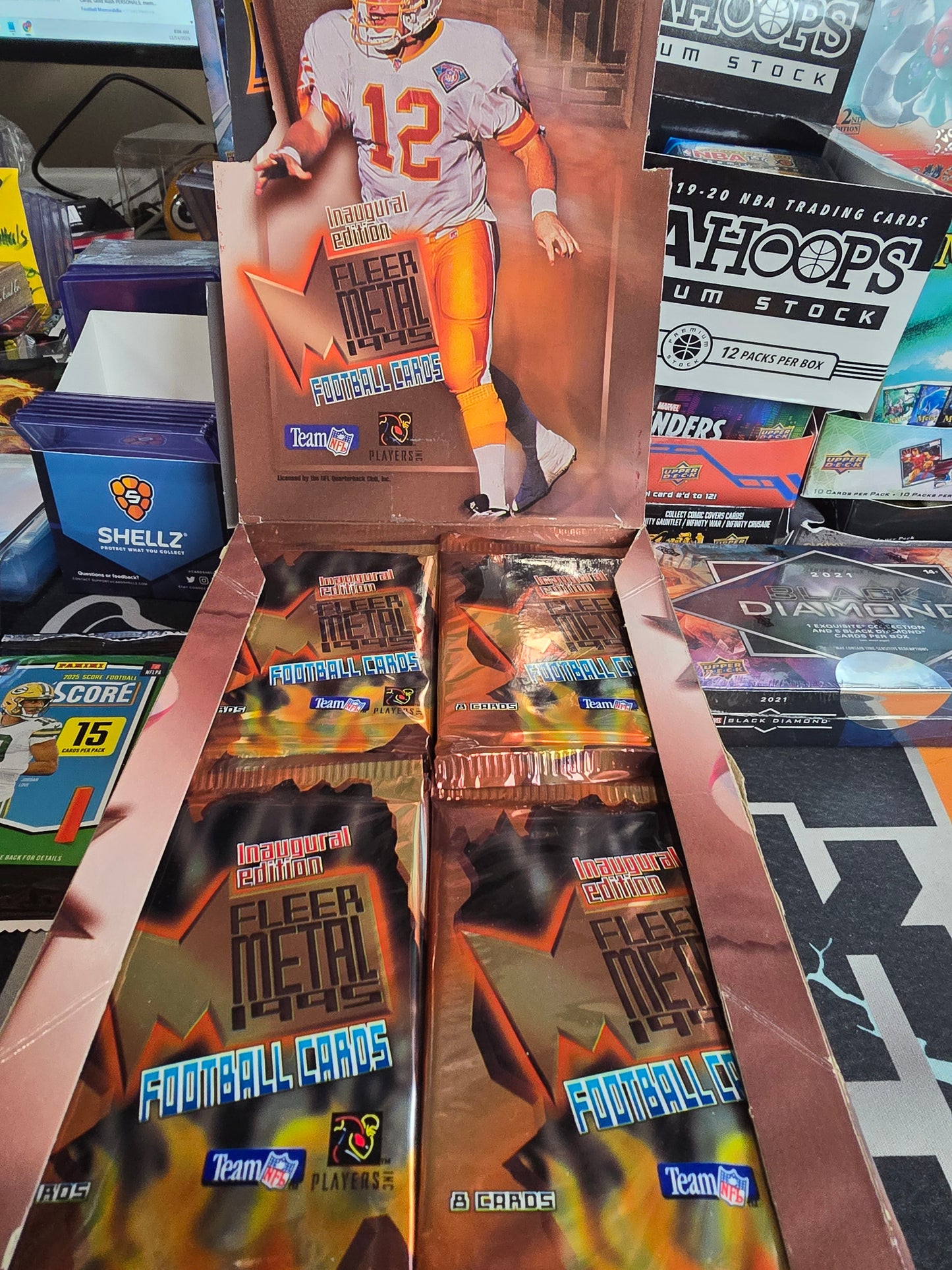 1995 Fleer METAL Football Inaugural Editonn Hobby Pack