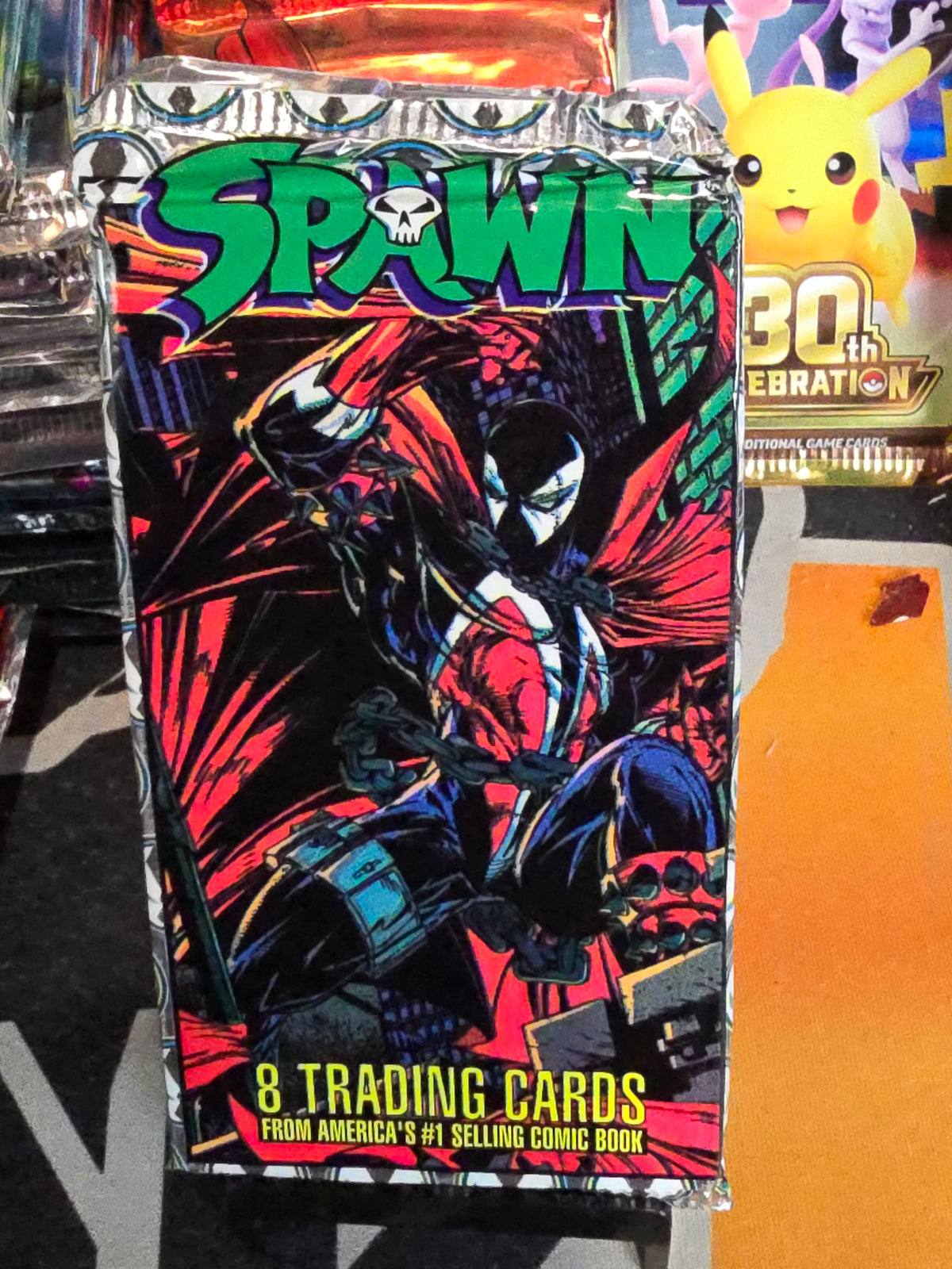 Spawn McFarlane Oversized trading cards pack - 8 cards!