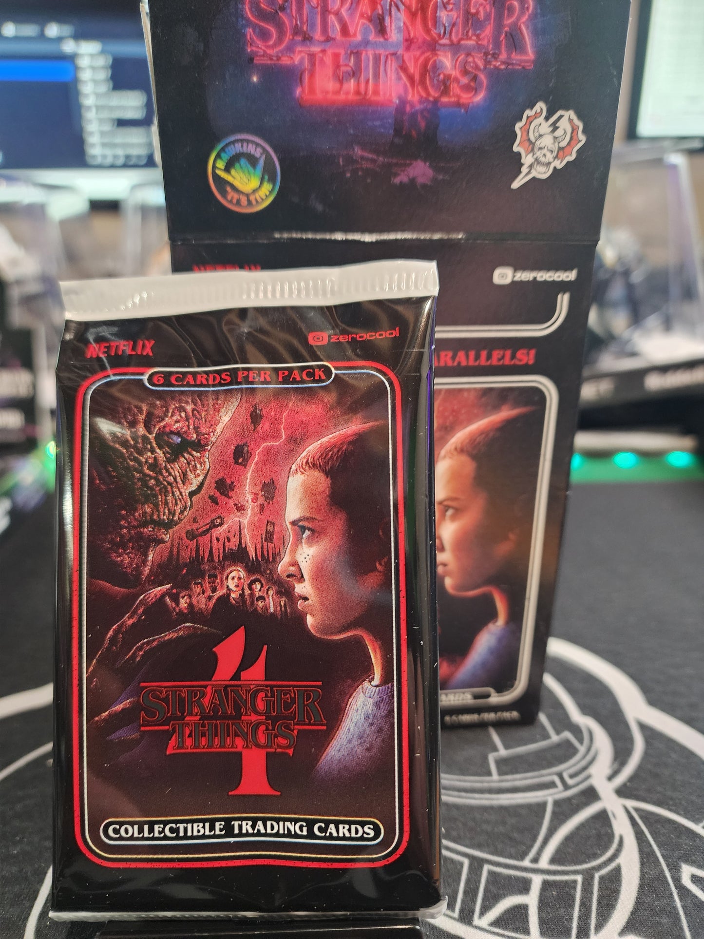 Stranger Things Netflix Blaster Pack Personal Break! 6 cards! Chase cast autographs and exclusive Parallels! Zerocool