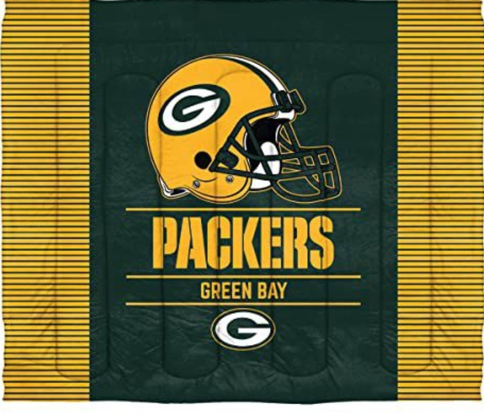 BRAND NEW! Compare at $89.99 - Northwest NFL Green Bay Packers Comforter and Sham Set, Twin, Draft Football