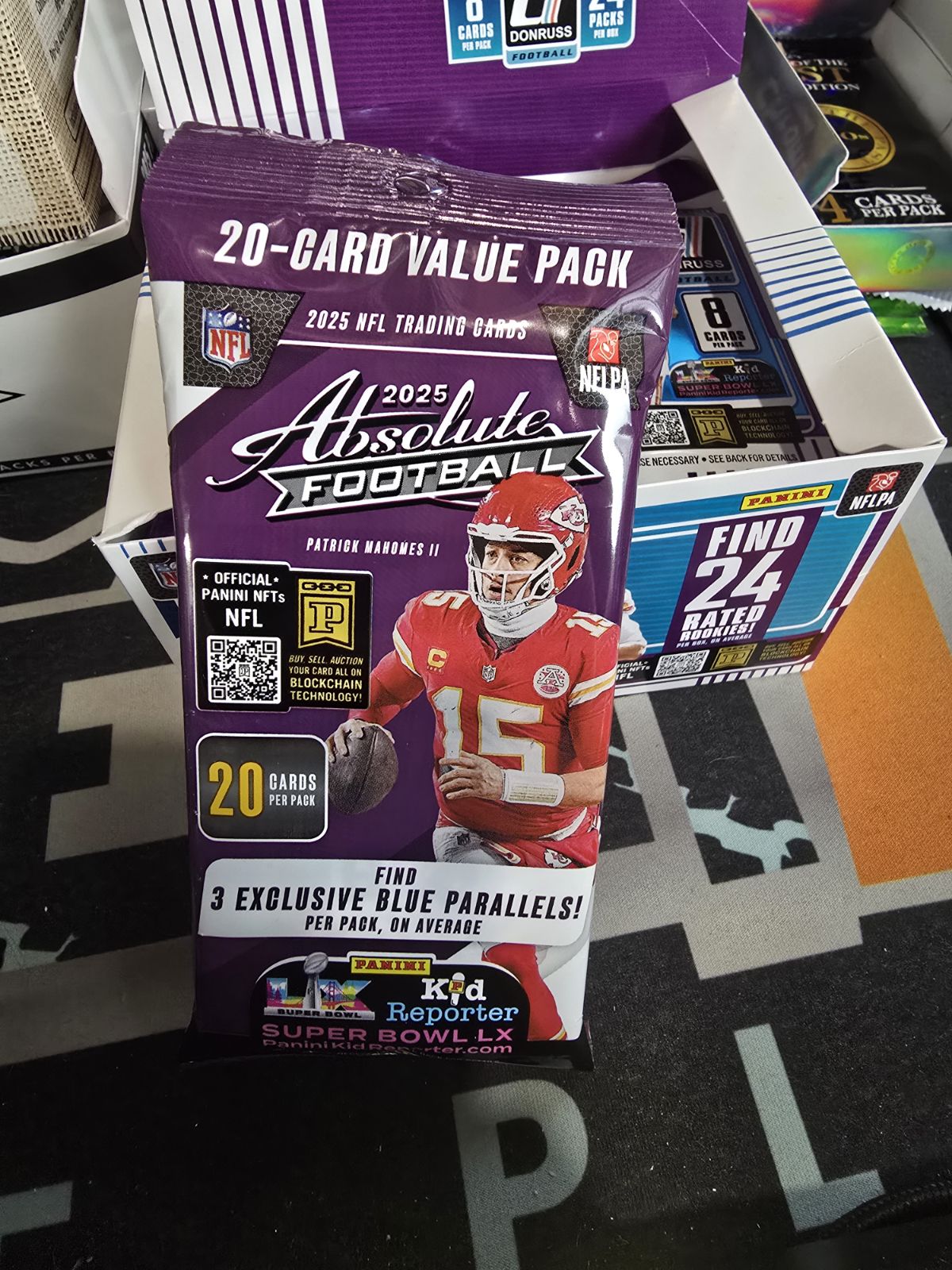 2025 Absolute Football Fat Pack Value Pack - 20 Cards - Exclusive Blue Parallels!