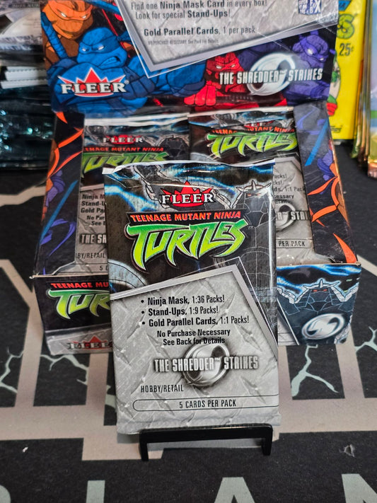 RARE Fleer 2003 Teenage Mutant Ninja Turtles: The Shredder Strikes TMNT Hobby Pack