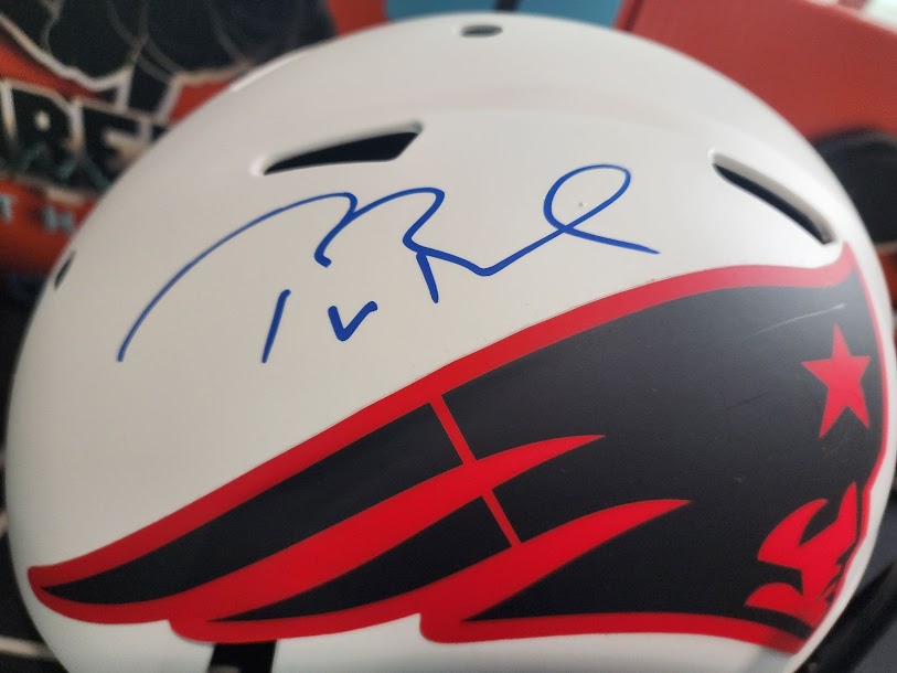 Tom Brady Auto AUTHENTIC Lunar Full Size Helmet Limited 5/25 Fanatics COA