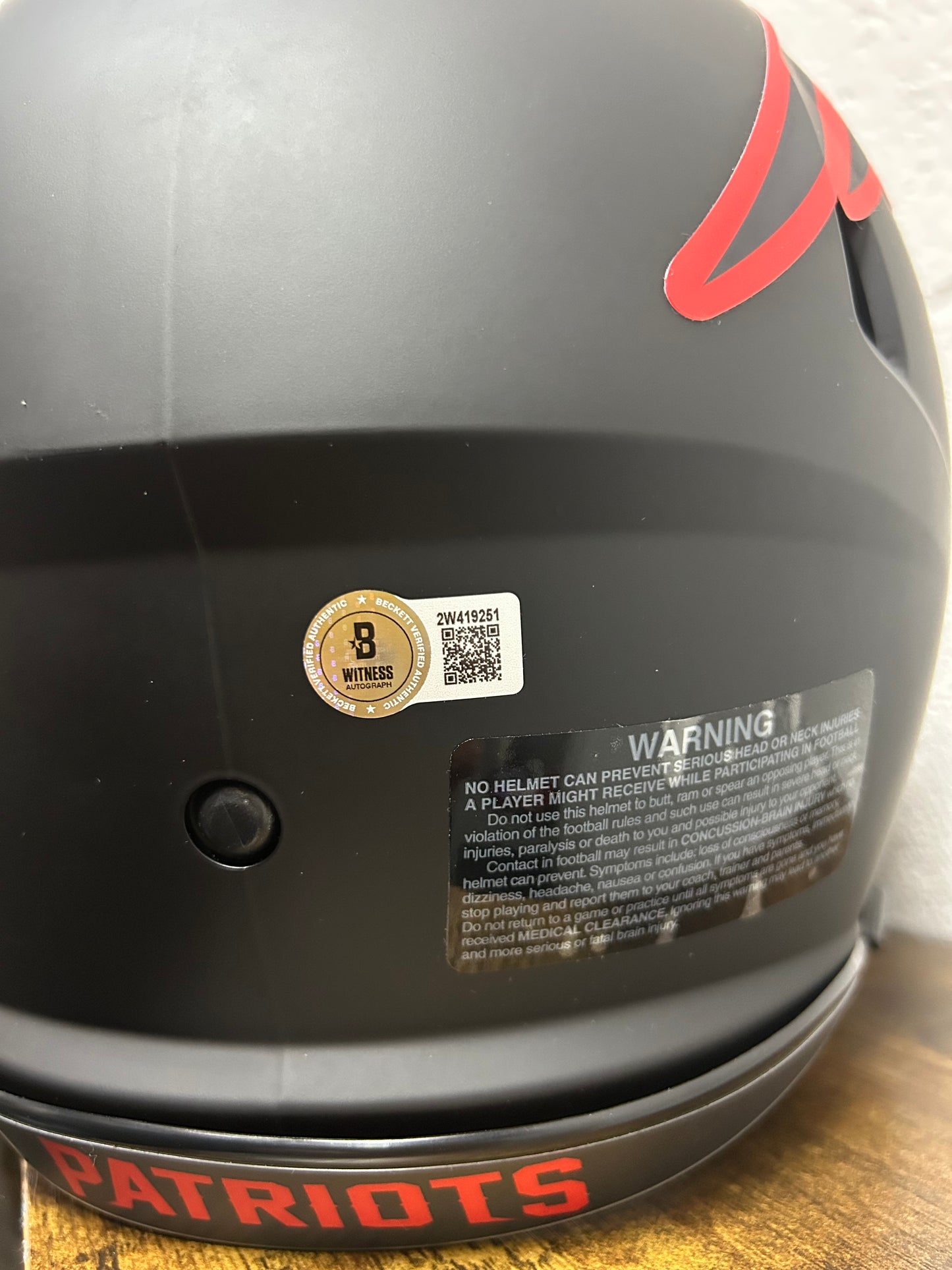 Randy Moss AUTHENTIC Eclipse Specialty Full Size Helmet Patriots Beckett COA with visor