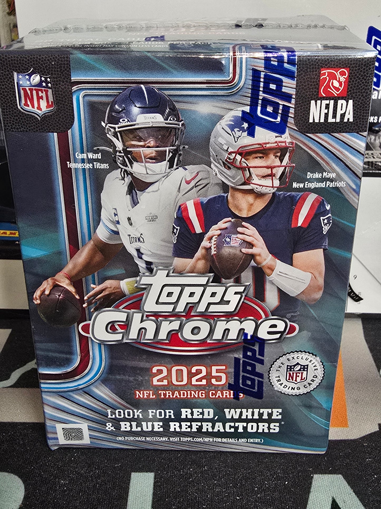 2025 Topps Chrome Football Blaster Box