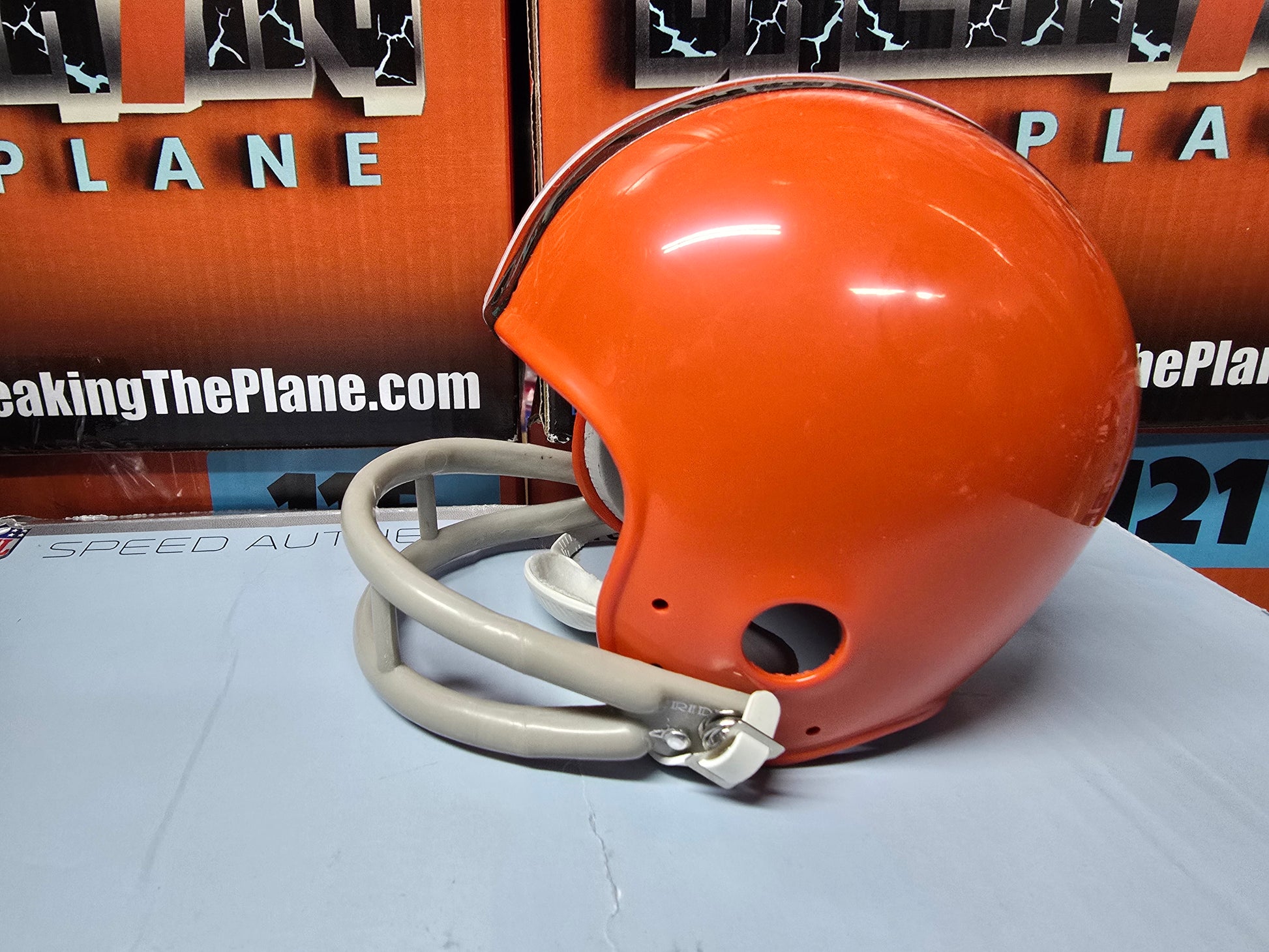 Jim Brown 2-bar Facemask Mini Helmet Autographed Auto Cleveland Browns – Breaking The Plane Jim Brown 2-bar Facemask Mini Helmet Autographed Auto Cleveland Browns – Breaking The Plane