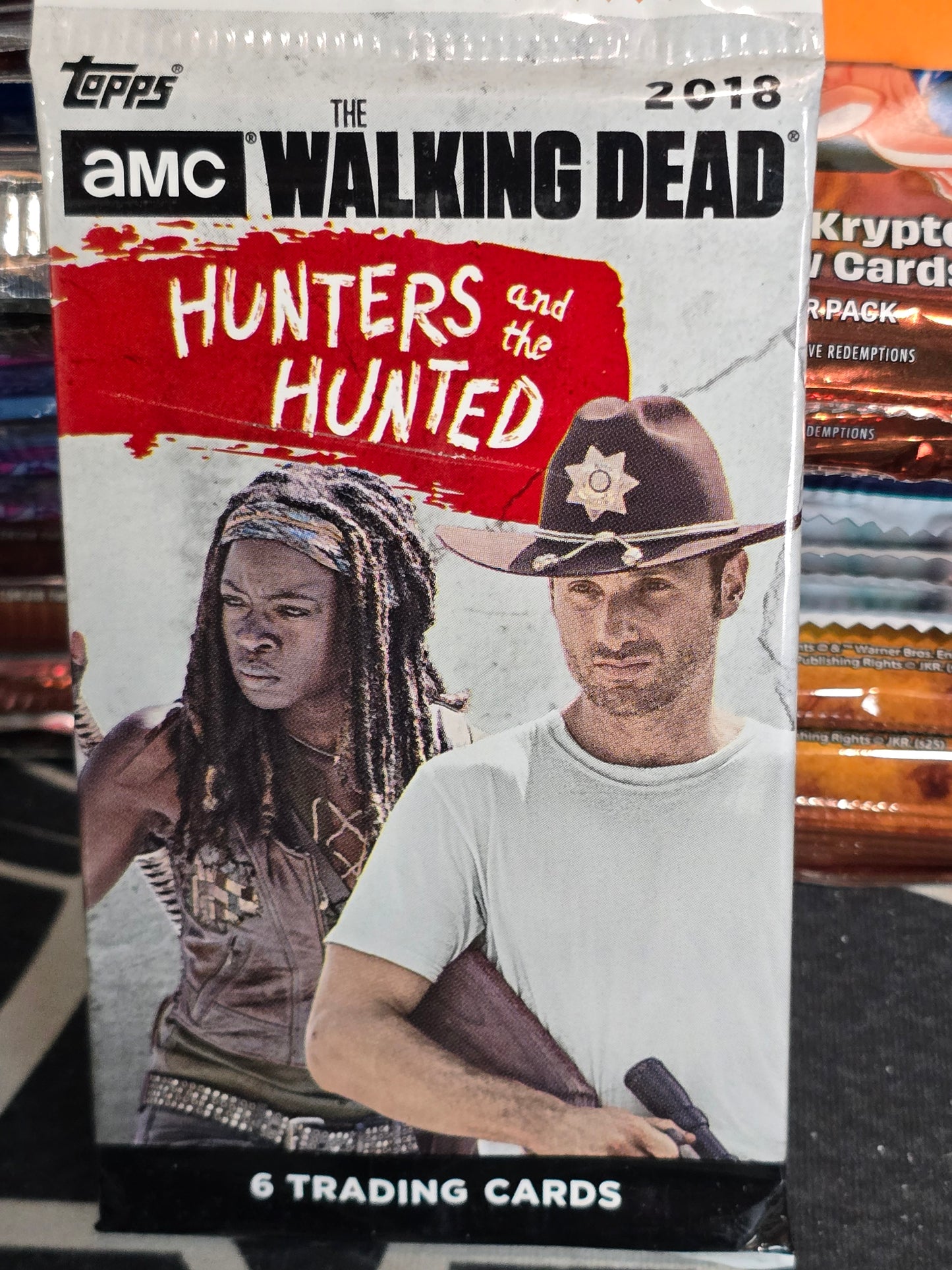 Topps AMC 2018 The Walking Dead Hunters and the Hunted TWD Hobby Pack