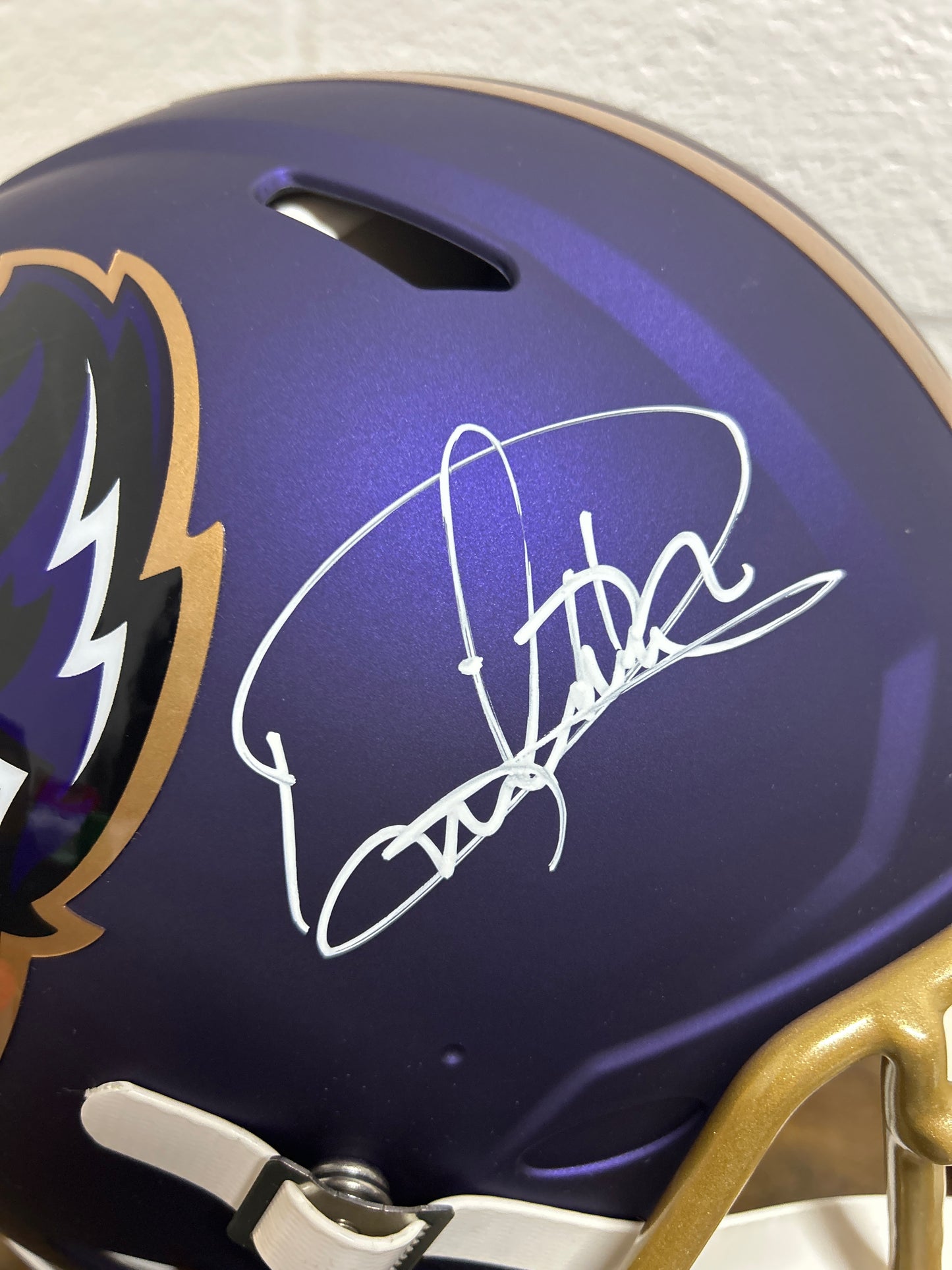 Derrick Henry Ravens Full Size New Alternate Helmet Beckett COA