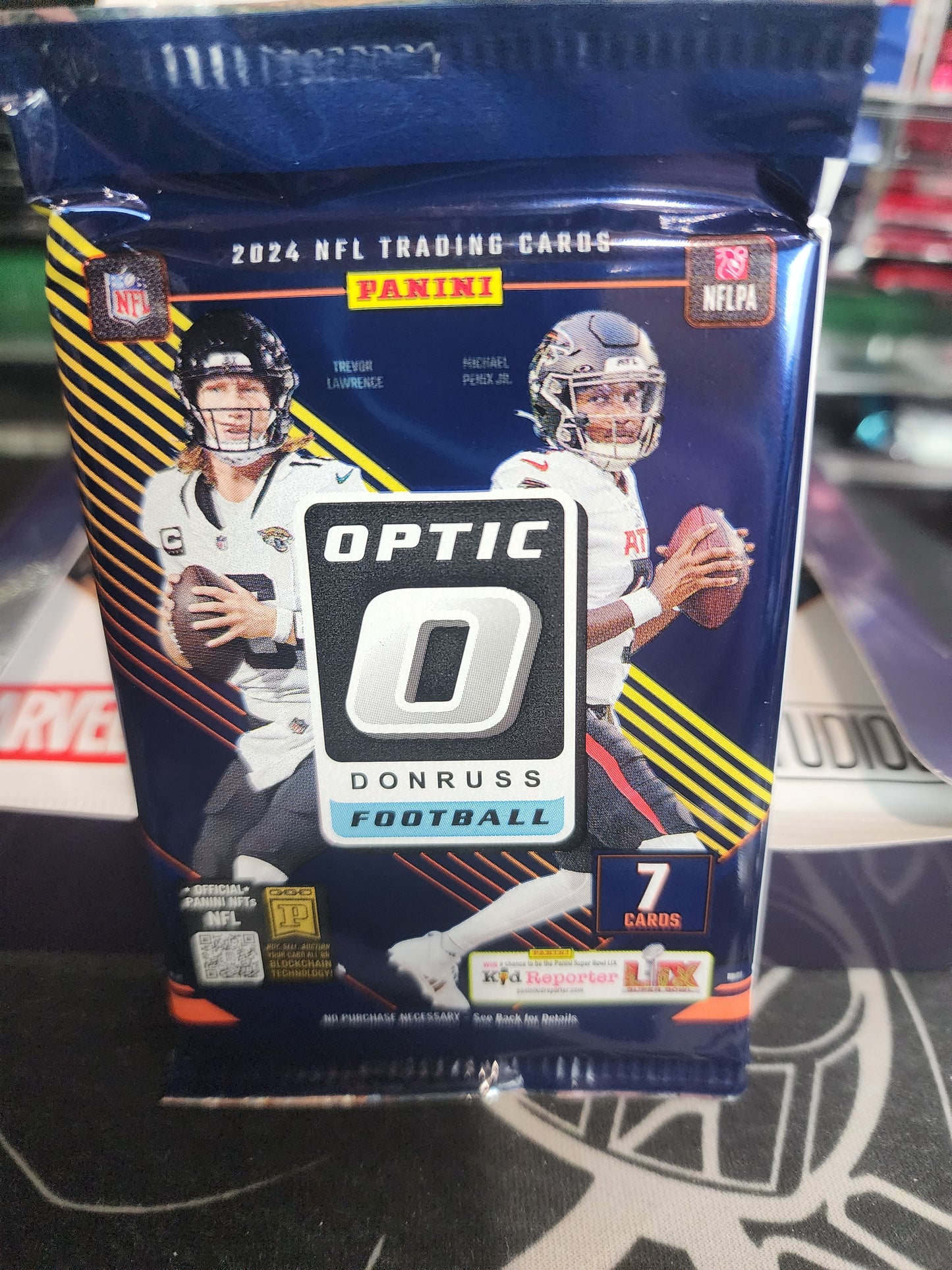 2024 Optic Football Mega Box Pack (Blue Hyper)