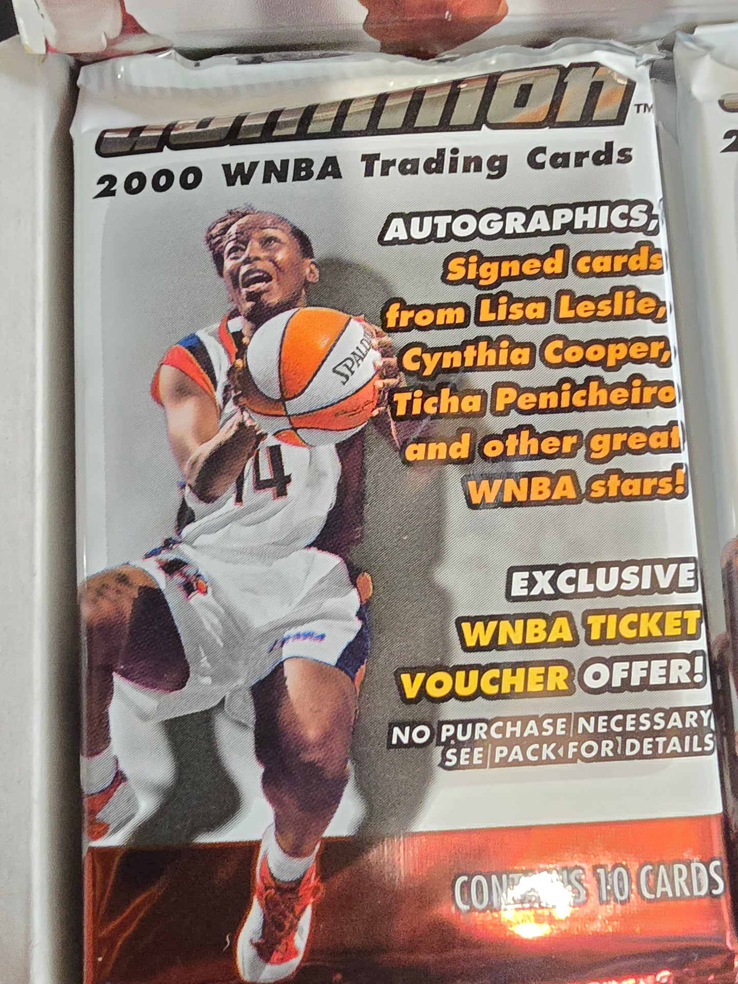 RARE 2000 WNBA Fleer Exclusive Dominion Hobby Pack! Chase Autographs from Lisa Leslie, Cynthia Cooper, and more!