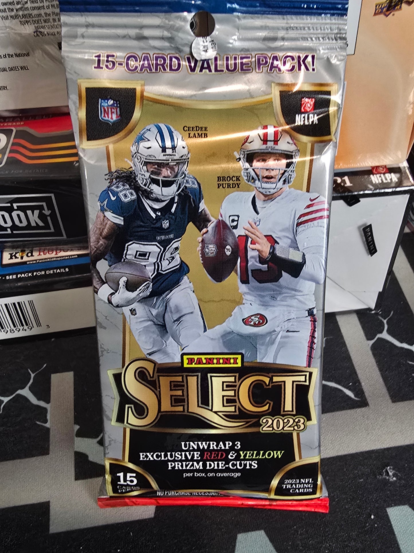 2023 Select Football Hanger Pack