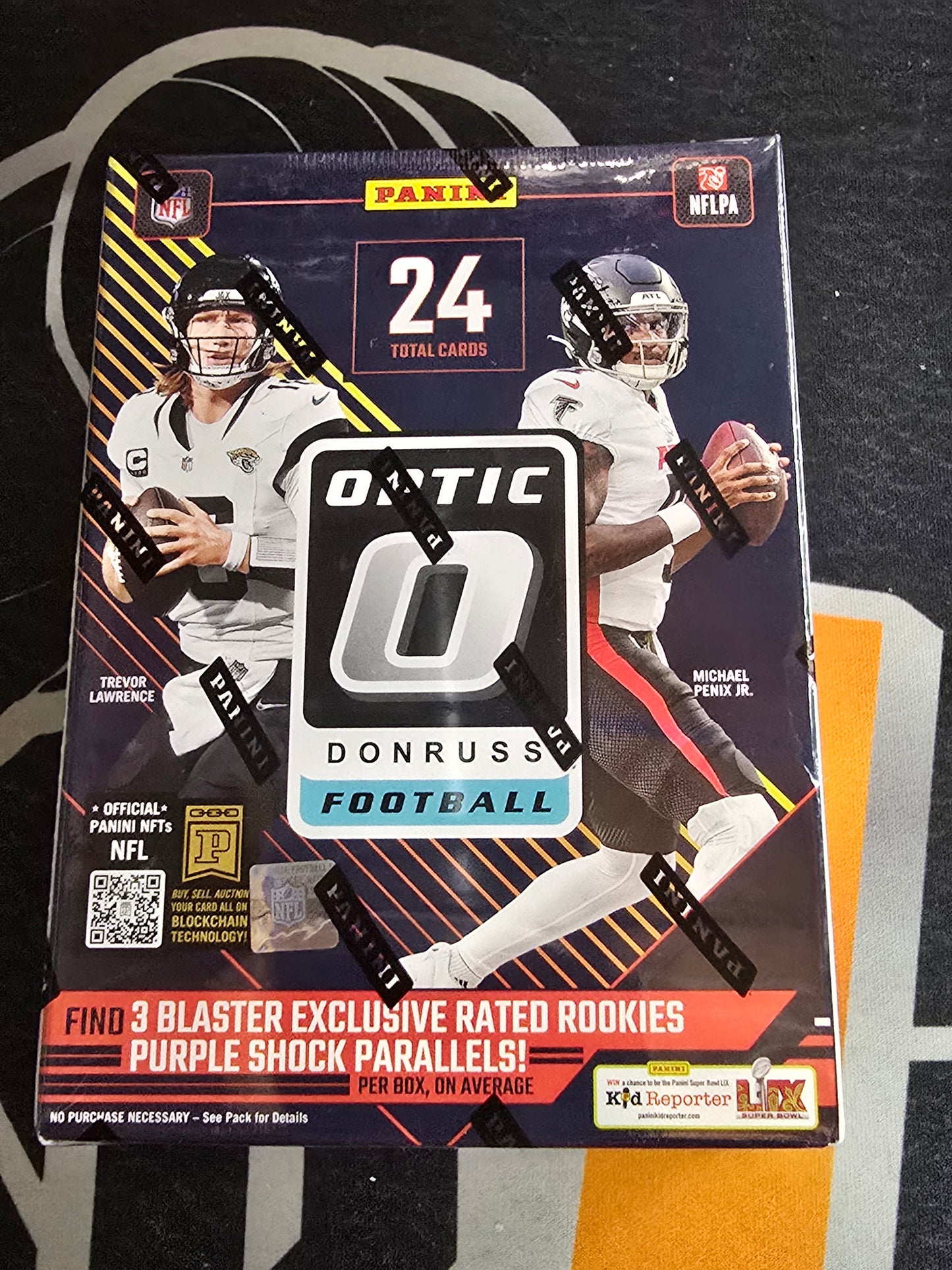 2024 Optic Football Blaster Box