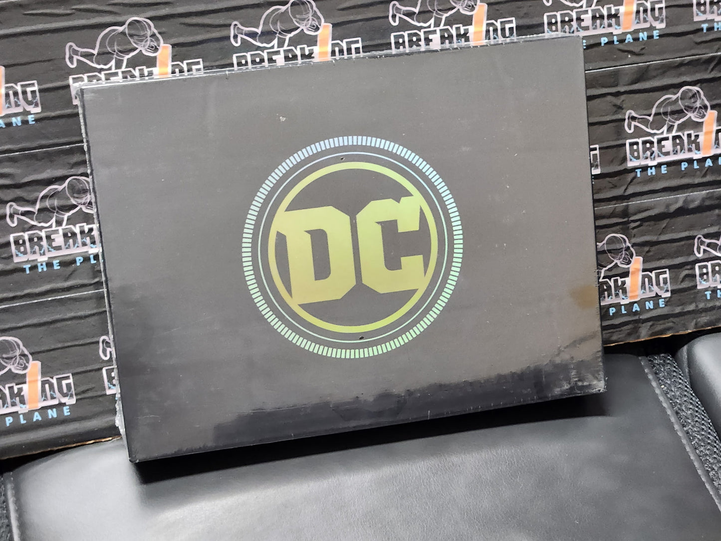 2014 DC Movie Series Premium Hobby Box