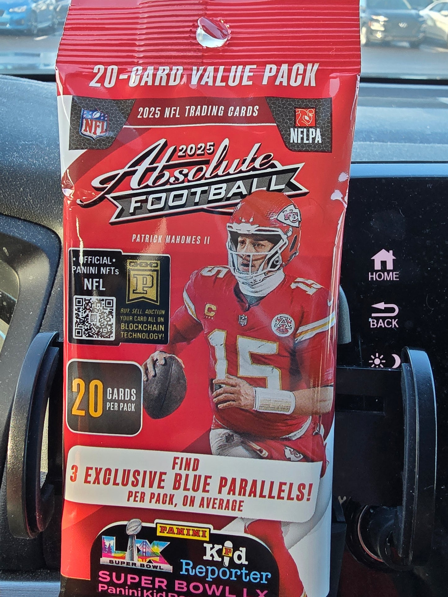 2025 Absolute Football Fat Pack Value Pack - 20 Cards - Exclusive Blue Parallels!