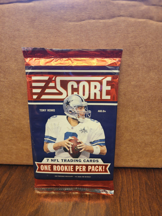 2011 Score Football Pack personal break! 1 rookie per pack!